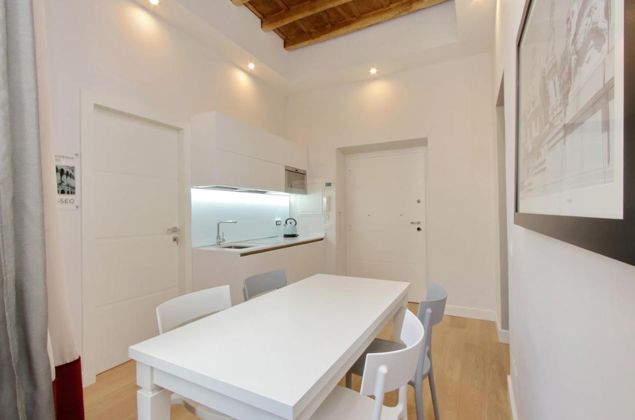 Monti Panisperna Suites Рим Екстериор снимка